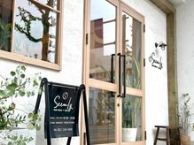 シームリーネイル(Seemly Nail)の雰囲気（ヘアサロン内にあるからネイルが初めての方もお気軽に♪）