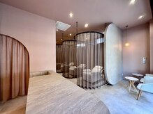 ドロップ(Drop)/ふわっと可愛いピンクのお店