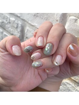 アールエム(Rm)/くすみグリーンとちょこんミラー