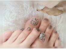 カラーレス(COLORLESS)/12月new design☆フットデザイン