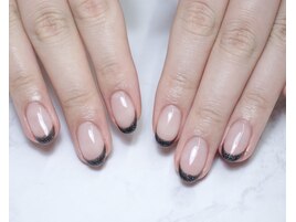 ラメフレンチネイル　透明感
