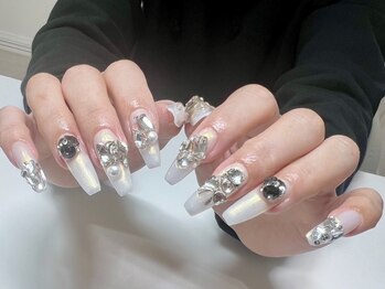 ジンネイルサロン(Jing nail salon)の写真/【店長オススメ☆長さ出し1本¥500】デザインの幅が広がる♪長さや形等の爪のお悩み/コンプレックス解消◎