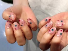 スリーネイルプラスアイラッシュ(Threee Nail+Eyelash)/ドットネイル