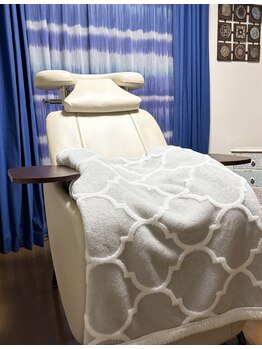 キャルショウナン 茅ヶ崎(CAL SHONAN)/まつ毛パーマ・マツエクチェアー