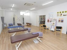 おざき鍼灸接骨院 高茶屋院の雰囲気（清潔な施術室・カウンセリング室）