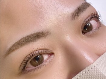 カルボ(KARUBO)の写真/【三宮すぐの好立地◇完全個室サロン】まつげパーマ¥4,500☆OPEN特別価格のクーポンを多数ご用意◎