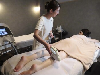 サロントット(salon totto)の写真/「月額制」&「都度払い」クリアな料金プランで安心◎明確な料金設定と納得の効果実感。