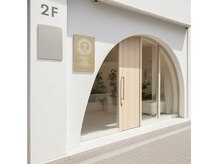 ティアム(Tia'm)の雰囲気(ガラス張りの外観まつ毛エクステ/まつ毛パーマ/眉毛)