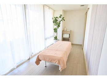 ヘリオス(helios+)/施術ルーム1