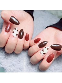 ブラウン×ボルドー秋ネイル
