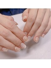 ココ(COCO)/ぷっくりフラワーネイル