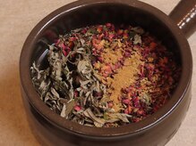 ローヴ 桜新町(Lov)/黄土壺を使用したよもぎ蒸し