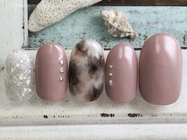 冬の白べっ甲ネイル