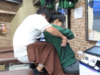 成増整骨院/《施術風景》