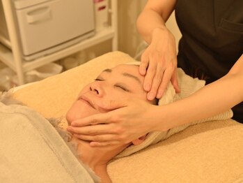 ベーヤ(Bella)の写真/北九州エリアで希少な金の糸ハーブピーリング導入☆お肌が細胞レベルで深部から改善！！驚きの効果◎