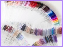 パープルの爪屋の雰囲気（カラー・マグネット・フラッシュ豊富♪新色も多数＊）