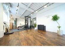 ライトボディジム 武蔵小山店(Light Body gym)の雰囲気（清潔感あふれる店内）