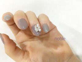 グレイッシュビジュー￥６８００