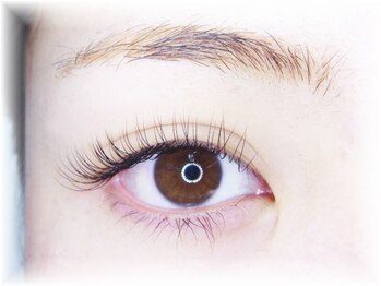 セレビアイ 銀座店/太さ0.1ミリのエクステ装着例