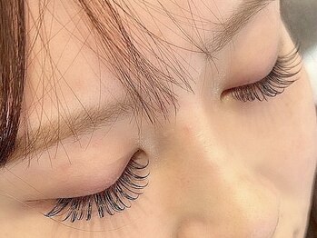 ネイルアイサロンアンドスクール リッカ(Lycka)の写真/今話題の【LEDエクステ】登場★圧倒的なモチの良さが好評◎まつげの細さが気になる等のお悩みを解消へ◎