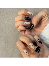 ルナ(LuNa)/ビジューネイル/大人ブラック