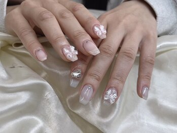 インザピンクリリー(in the pink LILY)/リボンネイル/担当赤木