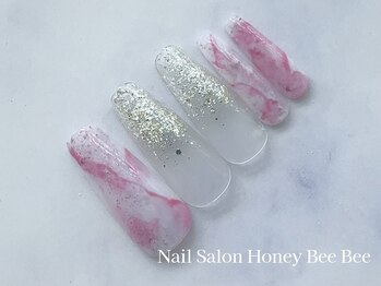 ハニービービー(Honey Bee Bee)/ピンクニュアンスネイル