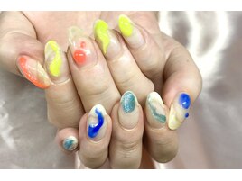 個性派ネイル定額6980 色追加550