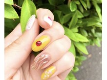 ヒマワリ(HIMAWARI)/てんとう虫ネイル