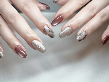 大人赤レオパードネイル¥8800