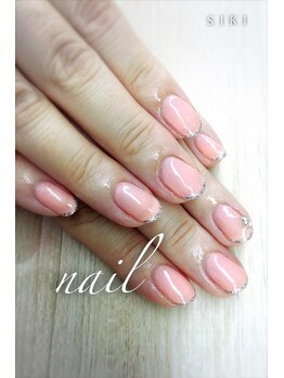 シキ(SIKI)/ラメラインのフレンチネイル