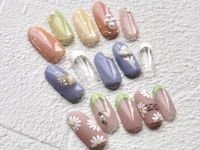 LUNA NAIL　【ルナ　ネイル】