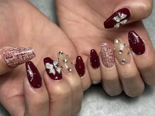 ネイルサロン 虹色/