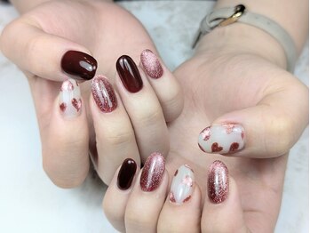 チモカネイル(CHIMOKA NAIL)/ハートマグ¥8000