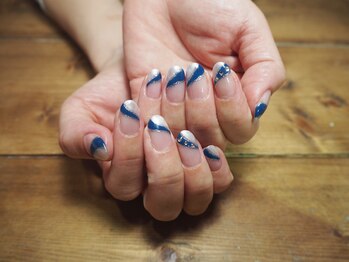 アンダーグラウンド(UNDER GROUND)/フレンチシンプルデザイン