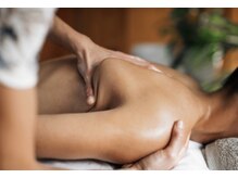 オリエンタル ルボワール(oriental Revoir)/背中とデコルテのオイルリンパ