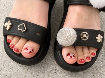 シャトンネイル 春日井味美店(chaton nail)の写真/【フットネイル¥5200~】高技術×リーズナブル★フットバス付き・純国産ジェルで爪にも優しくうる艶仕上がり