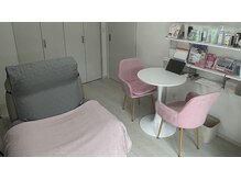 ジョリー(JOLIE)の雰囲気(カウンセリングブース、施術はふかふかなソファで)