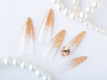 ティアリーネイル コレットマーレ店(Tiary Nail)/ラメグラ×Vカットストーン