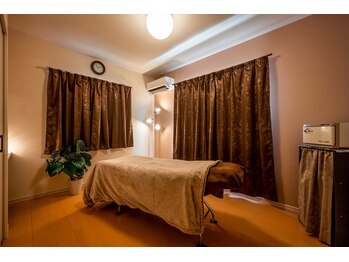 マシェリ(ma-che'rie)/お顔施術専用部屋2