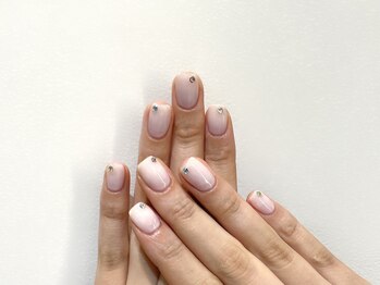 シンプルネイル/担当小清水