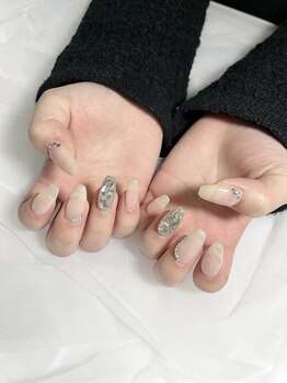 ミニョンネイル(mignon nail)/持ち込みワンホンネイル