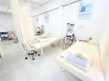 施術風景/肩コリ/腰痛/猫背矯正/整体/頭痛/ヘッドスパ/仁戸名町/