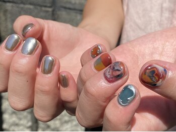 カーティシーネイルズ(curtisii NAILS)/旅の前はネイル!