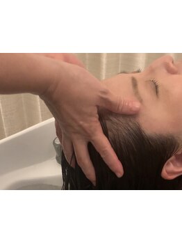 ヘッドスパで癒されたい