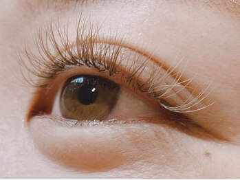 サプリ 静岡店(SPL)の写真/抜け感抜群のカラーエクステで印象的に★モチの良さ◎周りと差をつけるワンランク上の目元を演出します♪