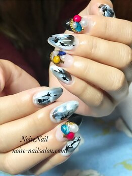 ノワール ネイルアンドスクール(Noire)/