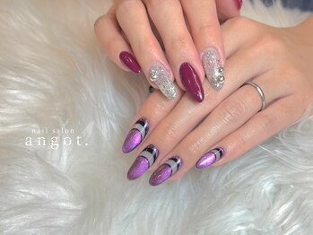 アンガット(angot.)/個性派フルアートネイル