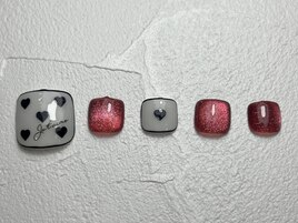 【初回オフ無料】ハートネイル