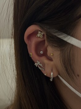 シーク(Seak)/耳つぼジュエリー